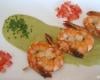 Brochettes de gambas au coulis de courgettes