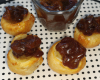 Mini choux magret-confiture d'oignons