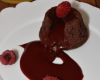 Fondant au chocolat avec son coulis de framboise