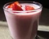 Fraises au lait de coco et dattes