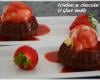 Fondant au chocolat, coulis de fraises et glace vanille