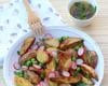 Salade de pommes de terre primeur rôties aux petits pois frais et radis