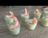 Verrines au saumon et crevettes sur lit d'avocat