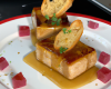 Croustillant de foie gras au pain d'épice et compotée de pomme caramélise