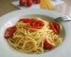 Spaghetti et tomates-cerises au four à la mode de Brindisi