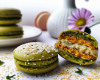 Macarons au thé vert et aux deux sésames