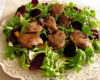 Fritons de canard en salade