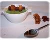 Soupe de petits pois et ses p'tits cubes