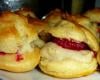 Petits choux à la crème pâtissière & framboises