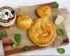 Tourte feuilletée Mickey au camembert d'Isigny Sainte-Mère et viande hachée