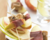 Brochettes de pommes, figues et magret de canard