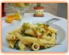 Penne rigate, courgettes et fleurs de courgettes