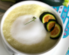 Cappuccino de courgettes et concombre à l'espuma de Roquefort