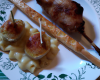 Brochette de blancs de poulet / magret de canard fumé et son gratin de pâtes