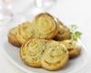 Petits palmiers au fromage à la crème Elle & Vire Ciboulette