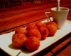 Croquettes de crabe aux tomates et fines herbes