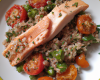 Salade de quinoa aux tomates, haricots verts et truite fumée