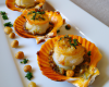 Coquilles Saint Jacques en croûte de noix et crème de potiron