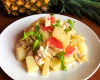 Salade de pommes de terre tièdes au crabe, ananas et pamplemousse