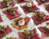 Canapés au carpaccio de bœuf et à l'origan