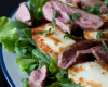 Salade d'Agneau, Halloumi, Roquette et Poivrons Grillés