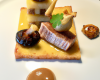 Crousti de foie gras aux noix, gelée de vin jaune et pommes Charlotte aux morilles