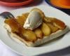 Tartine façon tarte tatin, quenelle de St-Môret®