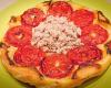 Tatin de tomates et de thon aux herbes