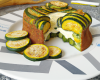 Charlotte de courgette au fromage frais et coulis de poivrons