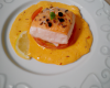 Saumon rôti aux poivrons sur lit d'orange, purée