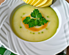 Velouté de pommes de terre à la sauce verte