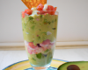 Verrine de guacamole et surimi