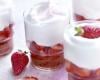 Verrines de fraises et chantilly au chocolat blanc