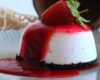 Entremet coco et son coulis de fraises