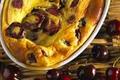 Clafoutis aux cerises noires traditionnel