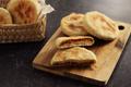 Petits pains farcis végétariens à la poêle