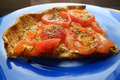 Tarte aux tomates et à la moutarde à l'ancienne