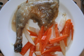 Cuisse de pintade sauce vin/champigon avec carottes et navet.