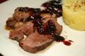 Mignon de porc, chutney de canneberges au sirop d'érable, écrasée de patate douce