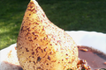 Poire fondante sur sablé de spéculoos et sa sauce au chocolat roquefort