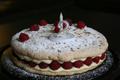 Gâteau d'anniversaire aux framboises