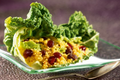 Salade de chou, grenade et couscous parfumé