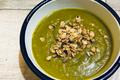 Velouté de potimarron au granola salé