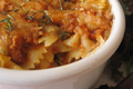 Gratin de pâtes bolognaise à l'agneau et au chèvre