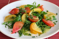 Salade de tomates au herbes et au gingembre