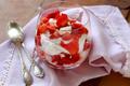 Eton Mess ou dessert minute à la fraise