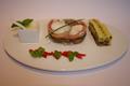 Ballotine de lotte farcie aux Pimientos del piquillo, petit mille-Feuille de légumes à la tapenade, et crème de basilic
