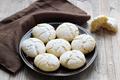 Biscuits craquelés au citron
