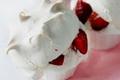 Pavlova (meringue) fourré aux fraises