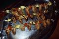 Brochettes de calamar farcies aux moules
